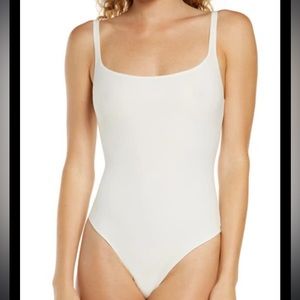 Skims Fits Everybody Square Neck Bodysuit in Marble X-Small